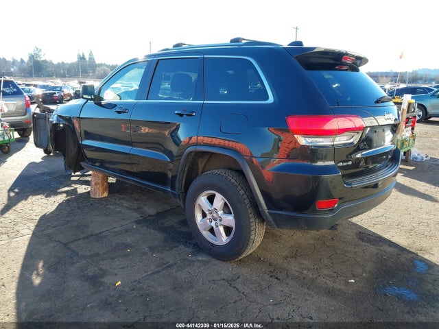 1C4RJFAG3GC438118 Jeep Grand Cherokee Laredo