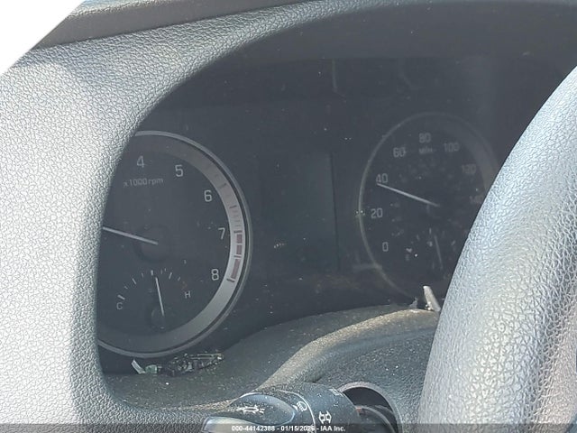 KM8J23A46HU313264 Hyundai TUCSON SE