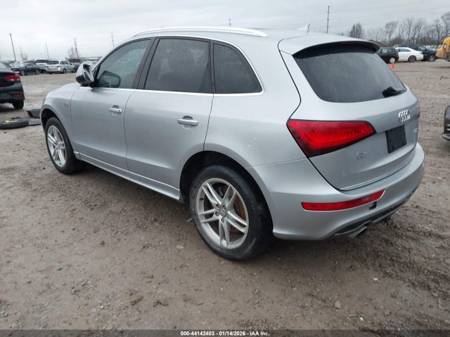 2015 AUDI Q5 WA1DGAFP4FA027576 Photo 2
