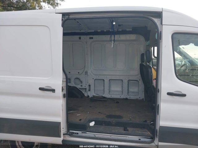 1FTYE1C8XLKB50184 Ford Transit-150