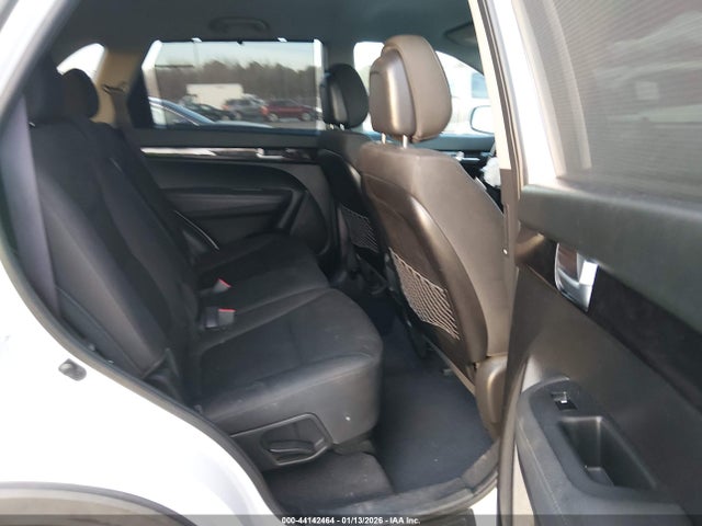 2014 Kia Sorento Lx მანქანა იყიდება აუქციონზე, vin: 5XYKT3A68EG442322, აუქციონის ნომერი: 44142464