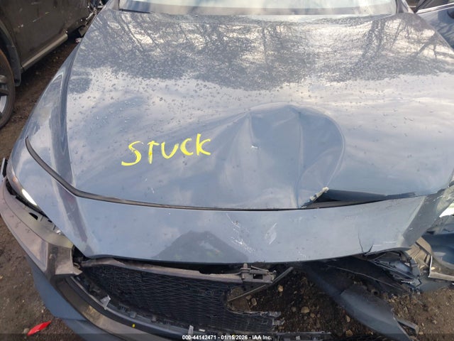 44142471 :رقم المزاد ، JM1BPALL5N1519319 vin ، 2022 Mazda Mazda3 Carbon Edition مزاد بيع