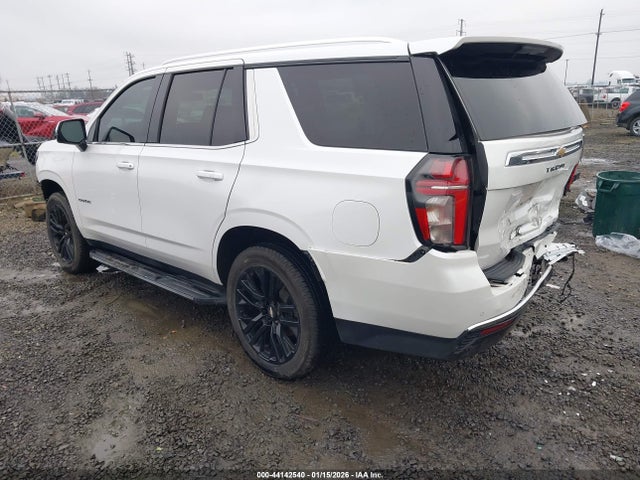 1GNSKNKD1NR356015 Chevrolet Tahoe 4wd Lt
