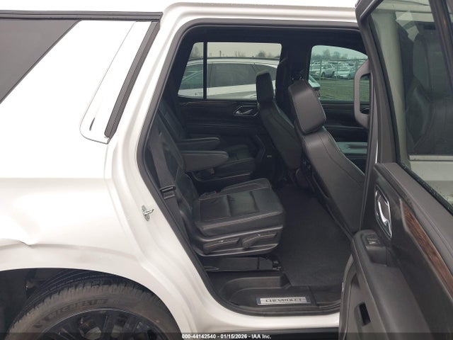 1GNSKNKD1NR356015 Chevrolet Tahoe 4wd Lt