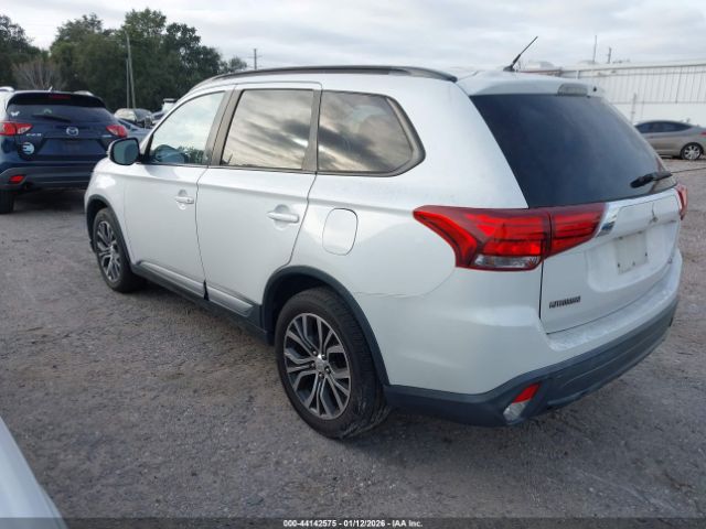 2016 MITSUBISHI OUTLANDER JA4AZ3A3XGZ001743 Photo 2