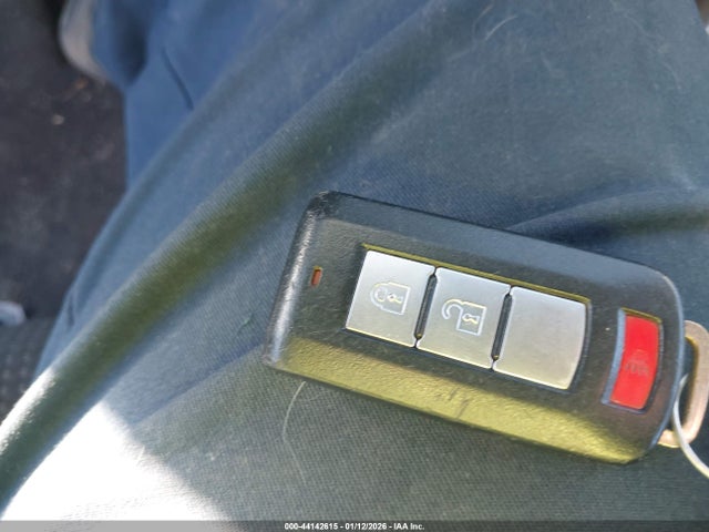 2015 MITSUBISHI MIRAGE ML32A4HJ7FH002352 Photo 10