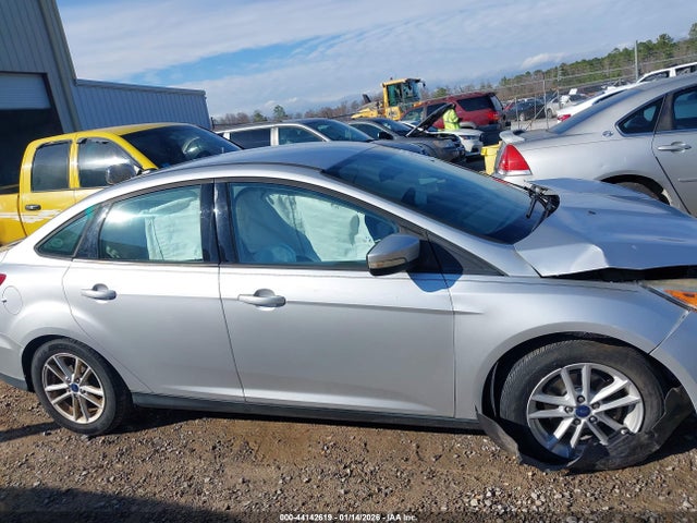Ford FOCUS SE 2017 1FADP3F20HL266142 Image 13