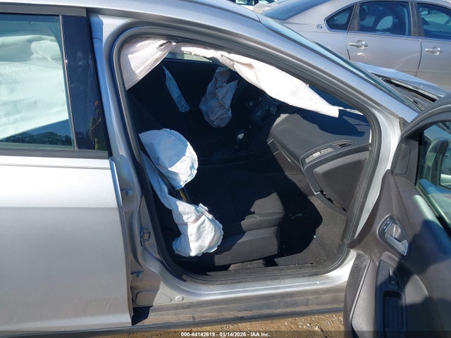 Ford FOCUS SE 2017 1FADP3F20HL266142 Image 5
