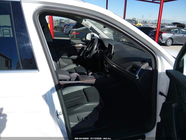 2018 AUDI Q5 WA1BNAFY1J2074363 Photo 4