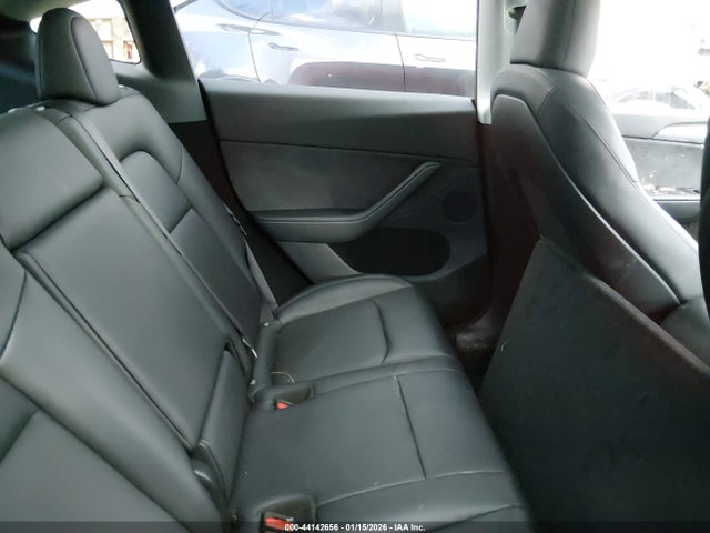 2024 TESLA MODEL Y 7SAYGDEE6RA260038 Photo 7