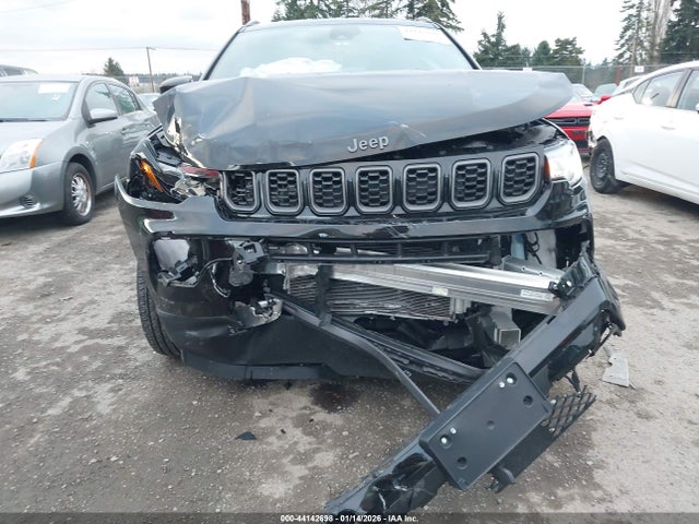 3C4NJDBN6ST519403 Jeep Compass Latitude 4x4