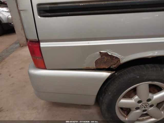 Aukcja sprzedaży 2003 Volkswagen Eurovan Gls, vin: WV2KB47013H018238, numer aukcji: 44142701