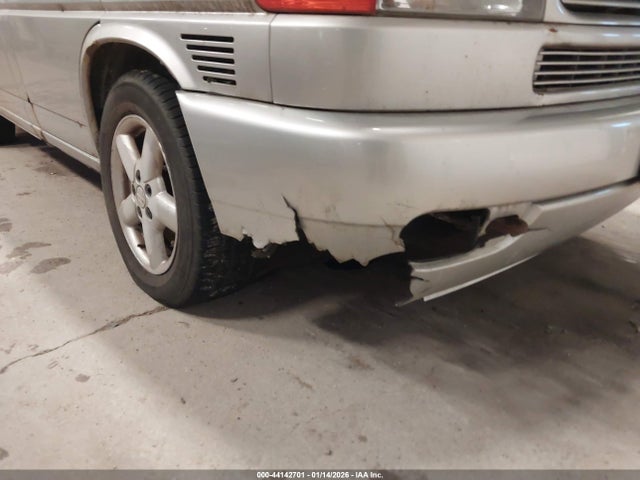Aukcja sprzedaży 2003 Volkswagen Eurovan Gls, vin: WV2KB47013H018238, numer aukcji: 44142701