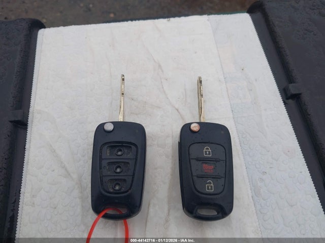 2012 KIA SOUL KNDJT2A57C7467669 Photo 10