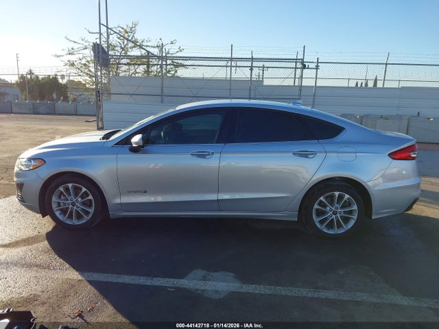 Ford Fusion Hybrid Se 2019 3FA6P0LU8KR200069 Image 14