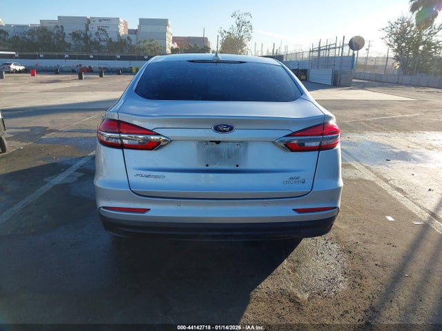 Ford Fusion Hybrid Se 2019 3FA6P0LU8KR200069 Image 16