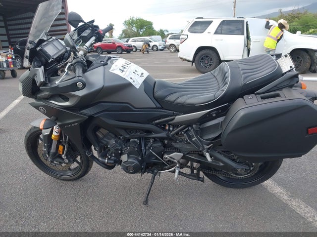 Yamaha FJ09 2015 JYARN37E0FA002440 Image 13