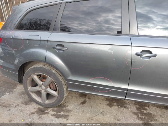 Продажа на аукционе авто 2015 Audi Q7 3.0t S Line Prestige, vin: WA1DGAFE0FD029001, номер лота: 44142832