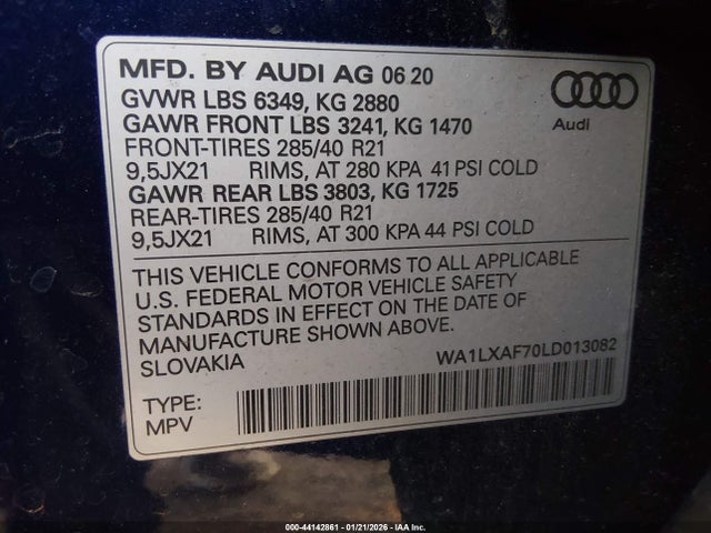 2020 AUDI Q7 WA1LXAF70LD013082 Photo 8