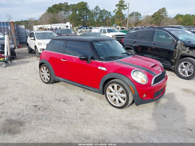 2007 MINI COOPER S WMWMF73517TL87941