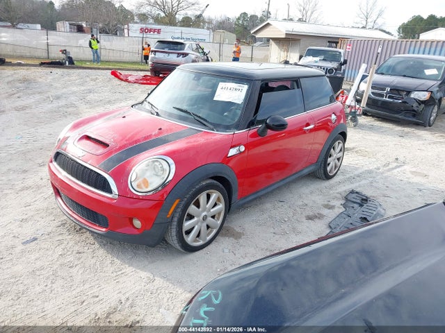 2007 MINI COOPER S WMWMF73517TL87941 Photo 1
