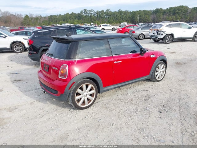 2007 MINI COOPER S WMWMF73517TL87941 Photo 3