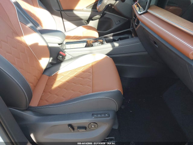 2025 VOLKSWAGEN TIGUAN 3VVLR7RM5SM031957 Photo 4