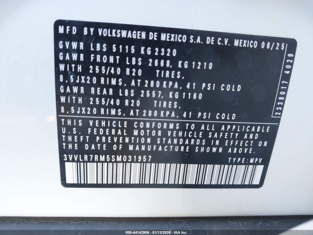 2025 VOLKSWAGEN TIGUAN 3VVLR7RM5SM031957 Photo 8