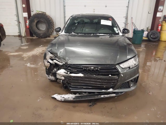 2019 Audi A4 45 Premium მანქანა იყიდება აუქციონზე, vin: WAUENAF47KN004928, აუქციონის ნომერი: 44142913