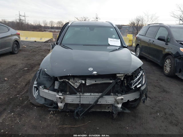 Продаж на аукціоні авто 2020 Mercedes-benz Glc 300 4matic, vin: WDC0G8EB2LF705995, номер лоту: 44142951