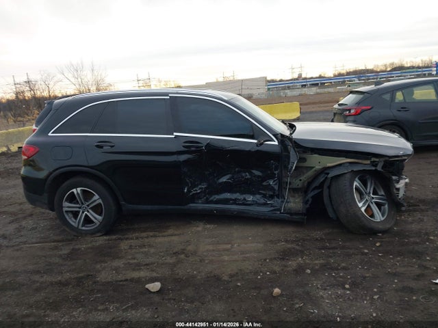 Продаж на аукціоні авто 2020 Mercedes-benz Glc 300 4matic, vin: WDC0G8EB2LF705995, номер лоту: 44142951
