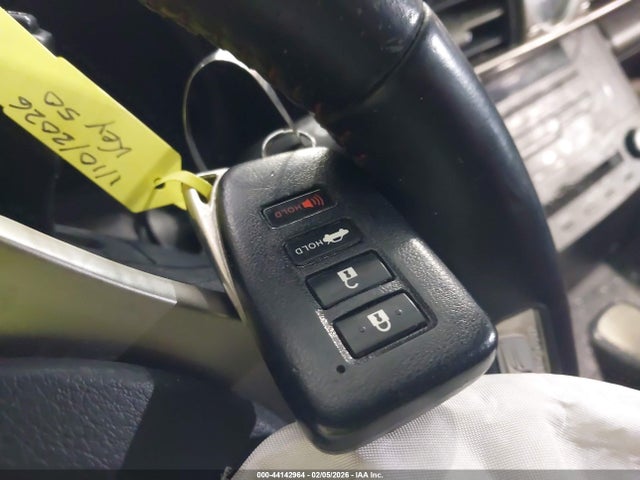 44142964 :رقم المزاد ، JTHBF1D23F5067033 vin ، 2015 Lexus Is 250 مزاد بيع