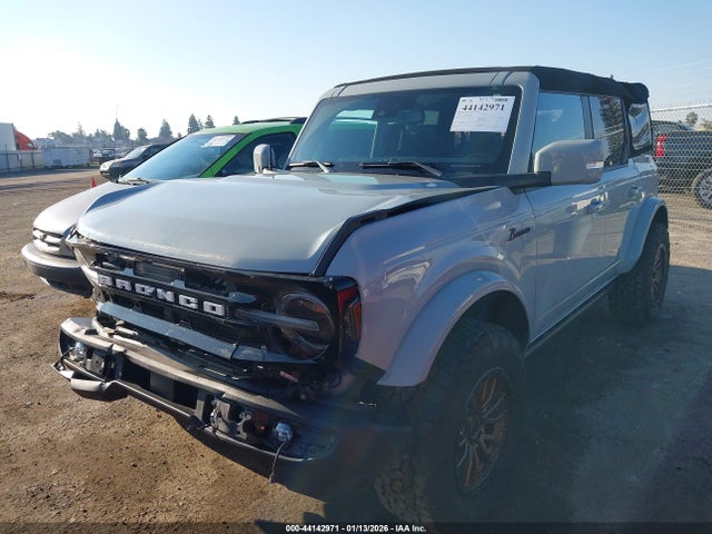 Ford Bronco Outer Banks 2024 1FMEE8BP9RLA60818 Image 2