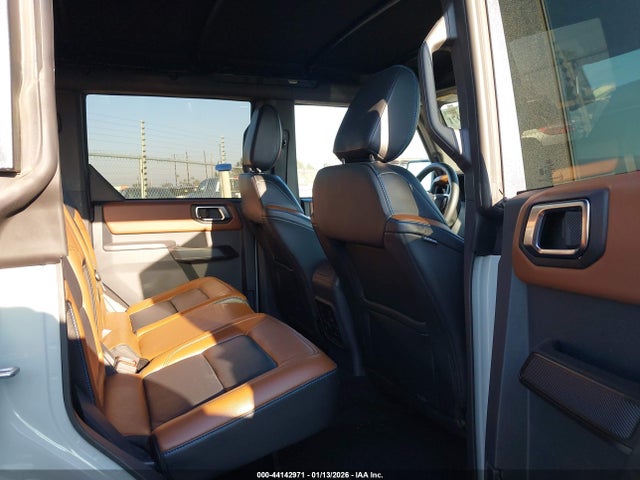 Ford Bronco Outer Banks 2024 1FMEE8BP9RLA60818 Image 8
