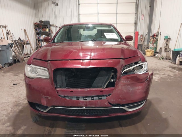 Chrysler 300 Limited Awd 2017 2C3CCARG7HH526986 Image 13