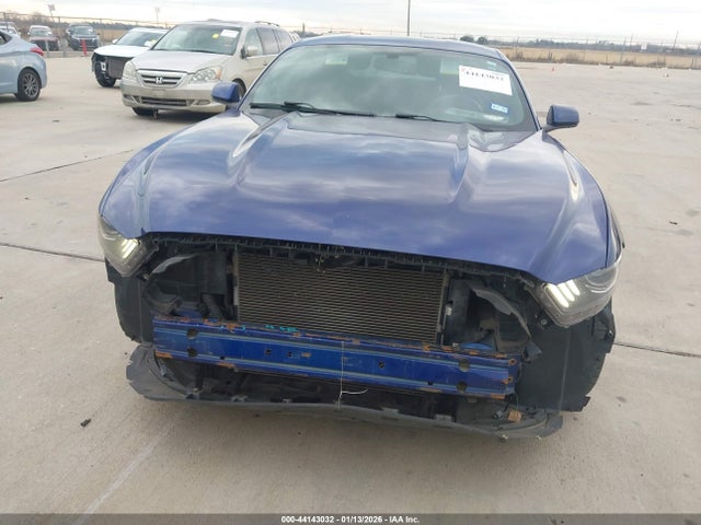 1FA6P8AM5G5317295 Ford Mustang V6