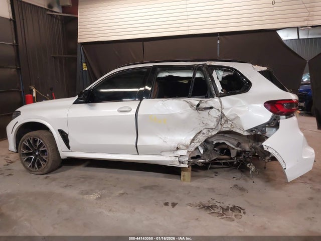 2021 BMW X5 M 5YMJU0C06M9E52924 Photo 5