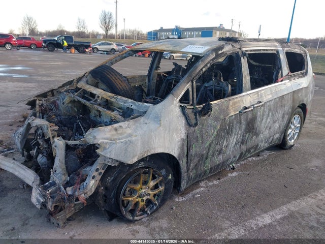 2022 CHRYSLER PACIFICA 2C4RC1BG3NR142242 Photo 5