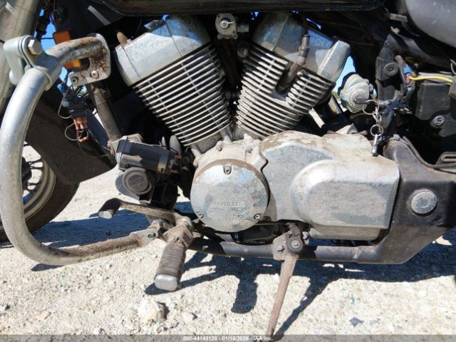 2004 HONDA VT750 JH2RC50024M001927 Photo 8