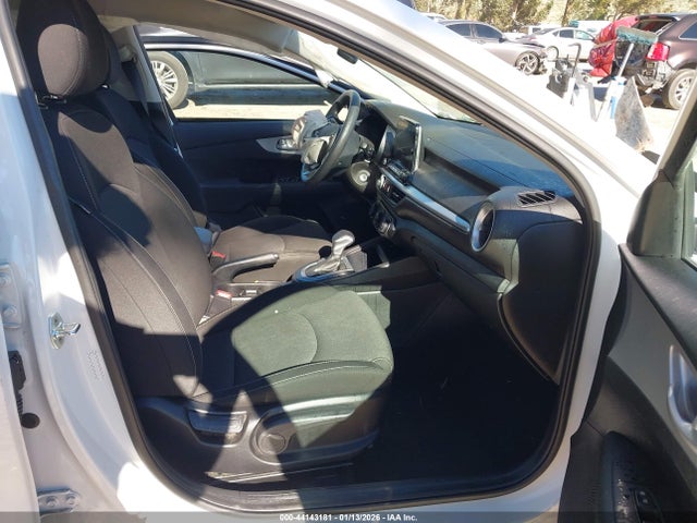 3KPF24AD3PE587633 KIA Forte Lxs