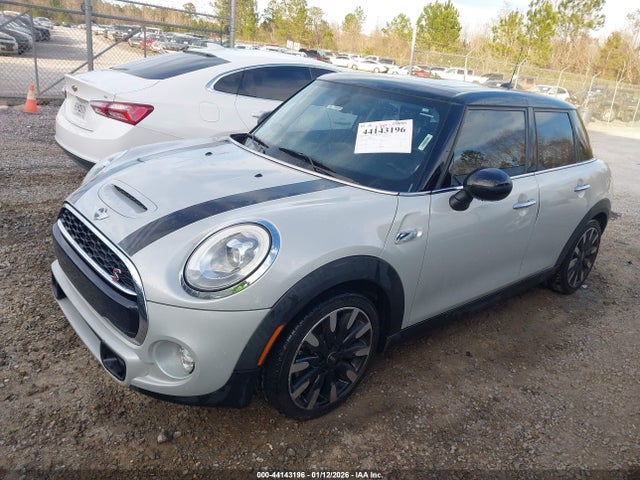 2017 MINI HARDTOP WMWXU3C3XH2D33364 Photo 1
