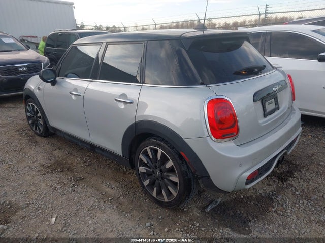 2017 MINI HARDTOP WMWXU3C3XH2D33364 Photo 2
