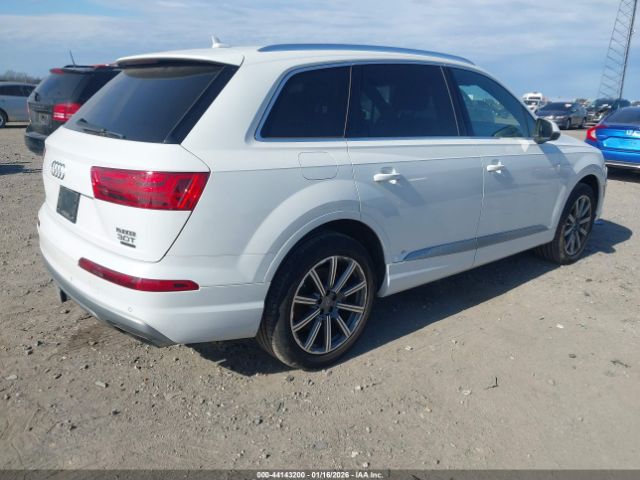 2017 AUDI Q7 WA1LAAF70HD048391 Photo 3