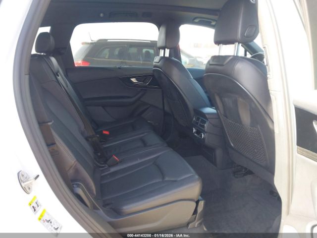 2017 AUDI Q7 WA1LAAF70HD048391 Photo 7
