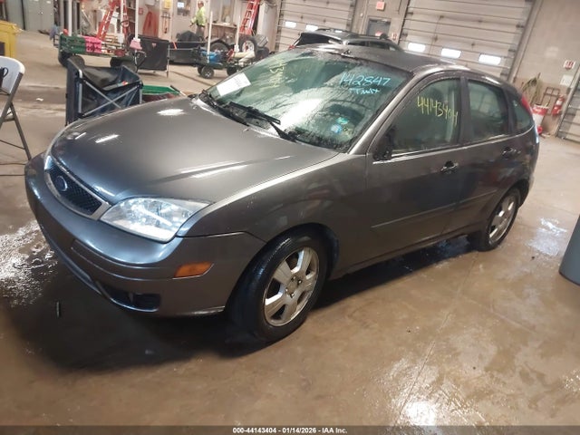 2007 FORD FOCUS 1FAHP37N07W142847 Photo 1