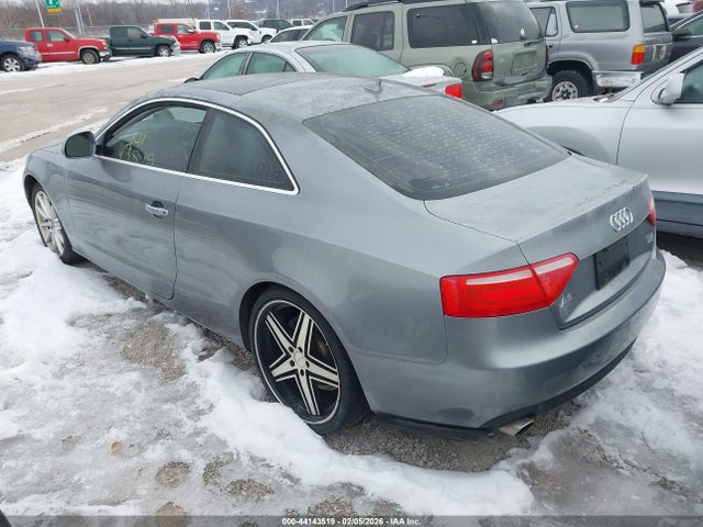 2009 AUDI A5 WAUDK78T39A013509 Photo 2