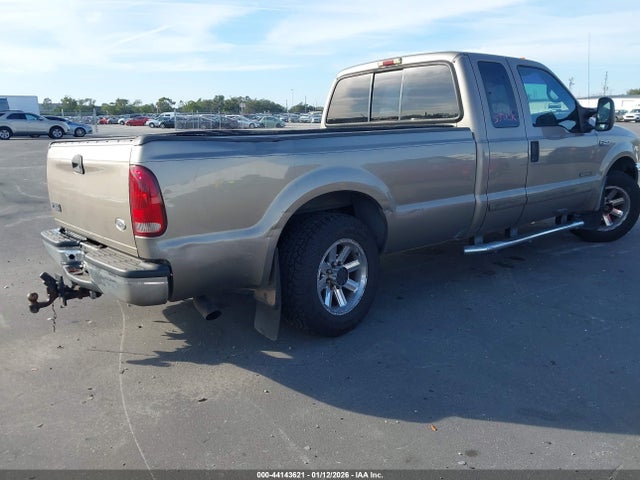 2002 Ford F-350 Lariat/xl/xlt მანქანა იყიდება აუქციონზე, vin: 1FTSX30F22EB40938, აუქციონის ნომერი: 44143621