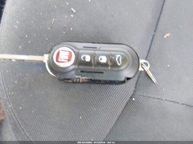 2014 FIAT 500 3C3CFFAR2ET288288 Photo 10