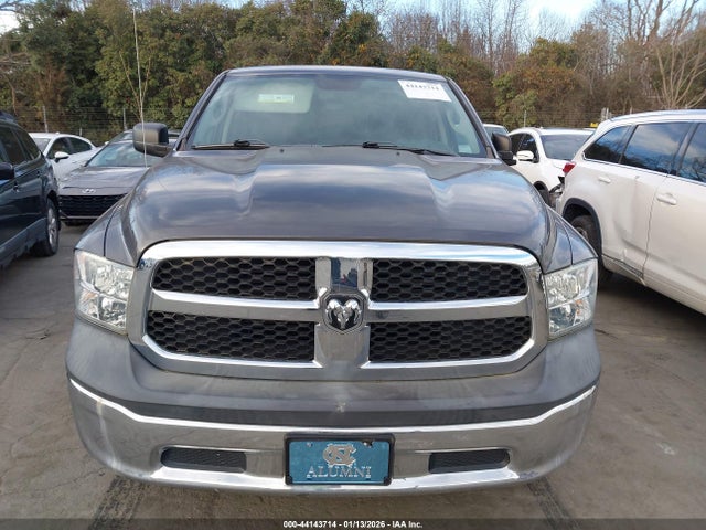 44143714 :رقم المزاد ، 1C6RR6FG7HS591696 vin ، 2017 Ram 1500 Tradesman Quad Cab 4x2 6'4 Box مزاد بيع