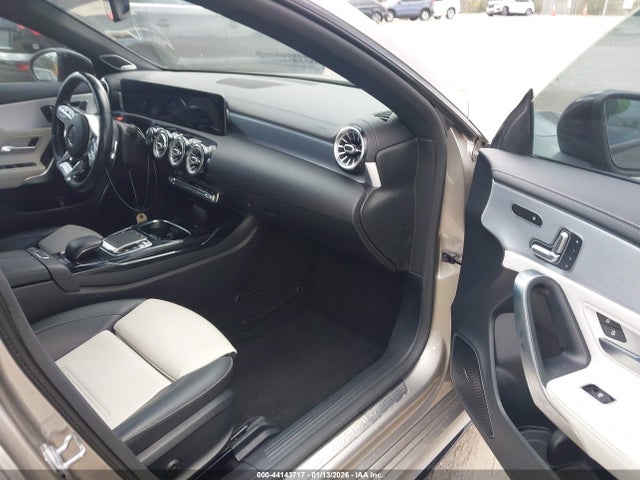 2020 MERCEDES-BENZ AMG CLA 35 W1K5J5BB4LN090331 Photo 4